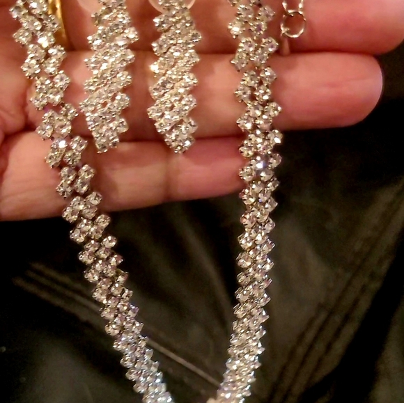 Necklace set NWOT - Picture 4 of 7